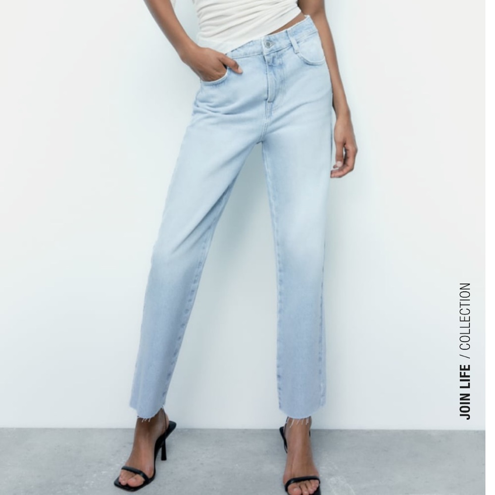 Zara High Rise Straight Jeans